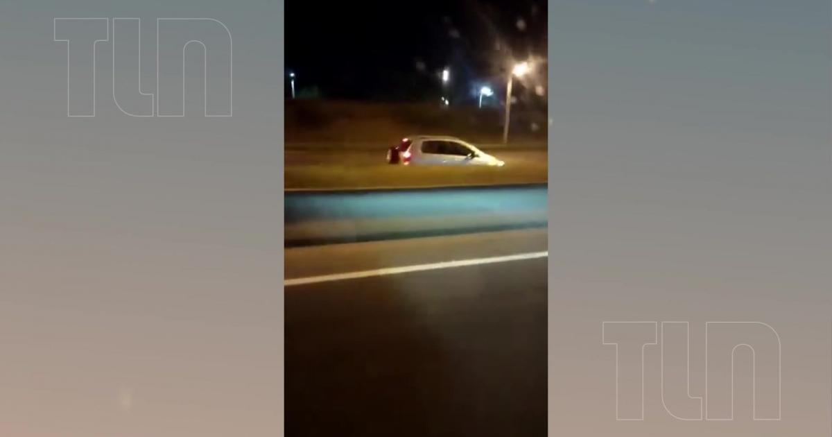 Así conducía a contramano el auto que provocó el choque en Acceso Oeste